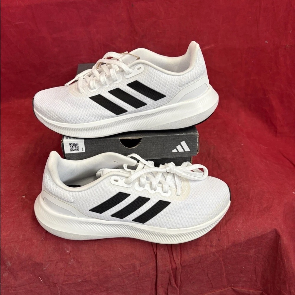 New: adidas Shoes/Sneakers: Runfalcon 3.0 W Black White Womens Sneakers Size 7.5